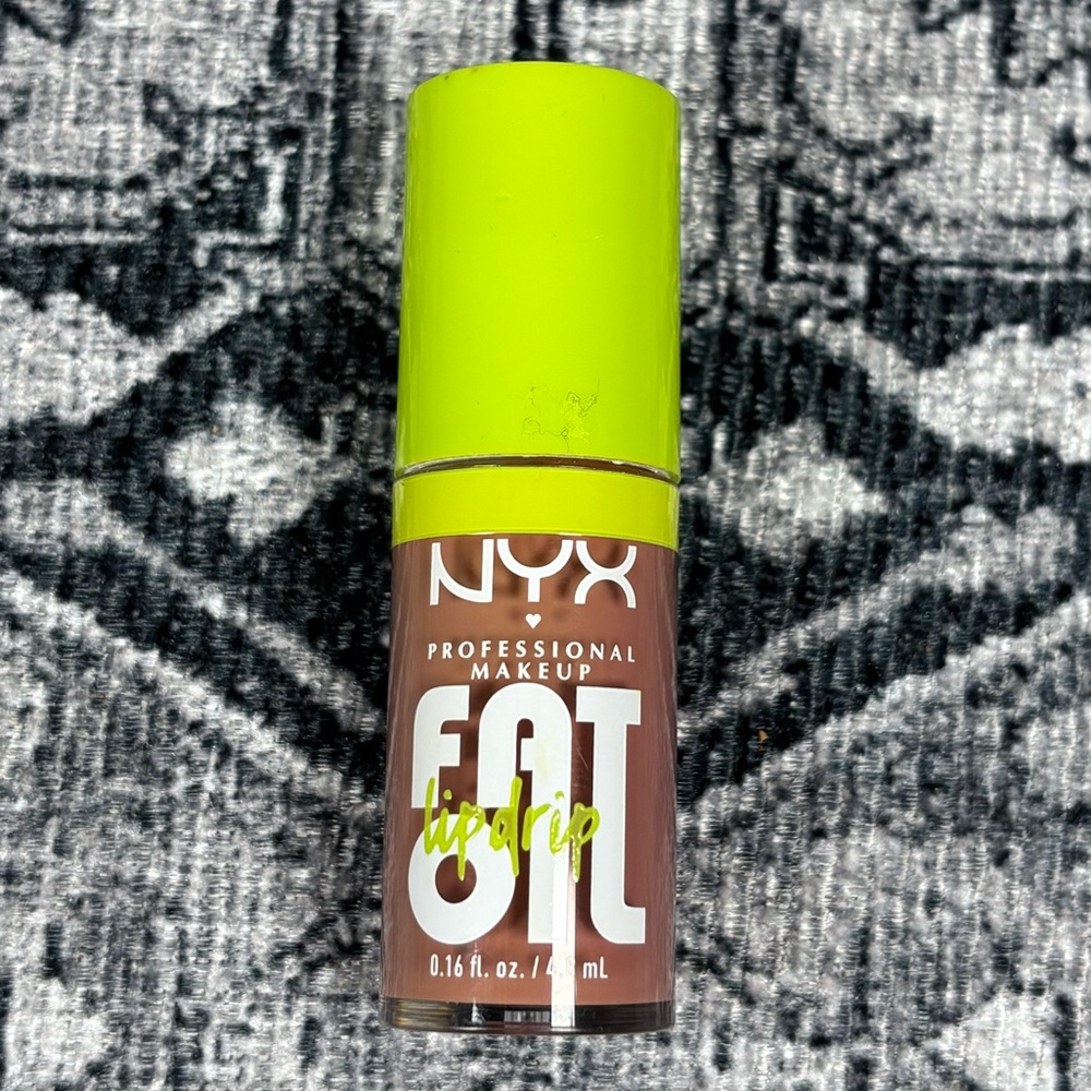 NYX Fat Oil‎ in Chillin’ Like a Villain New and Manufacturer Sealed